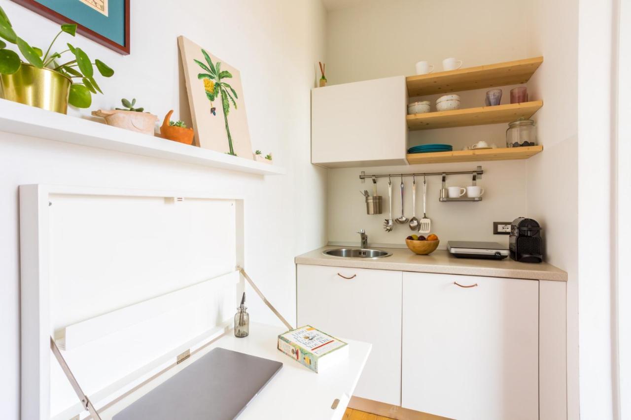 Tropical Micro Studio With Terrace And Duomo Views Milão Exterior foto